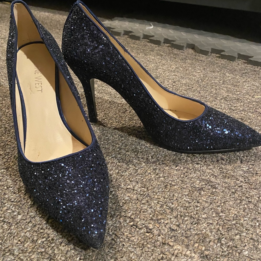 Sparkly Blue Nine West Pumps size 7.5